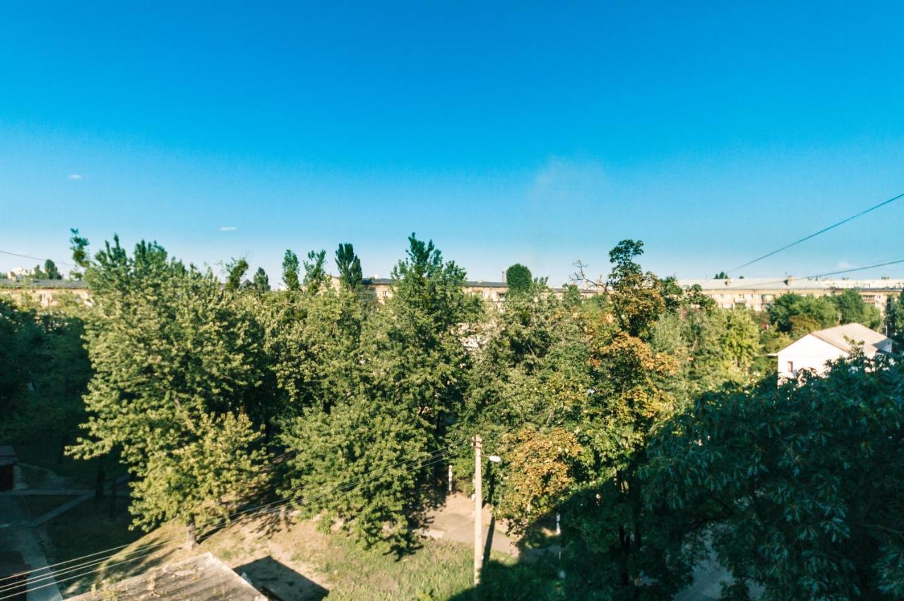 apartment near metro station Darnitsa Kiev Esterno foto